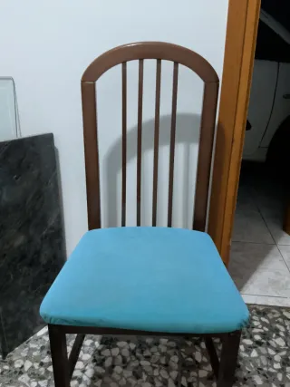 Taula menjador i regal 4 cadires