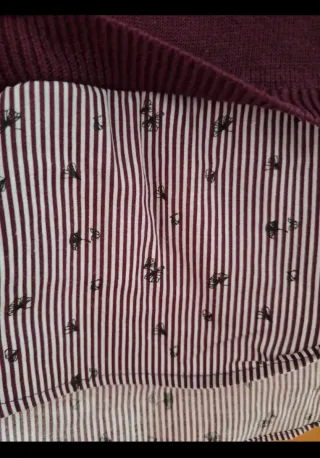 Jersey burdeos con camisa talla 42