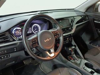 Kia Niro 1.6 GDi PHEV 104kW (141CV) Drive