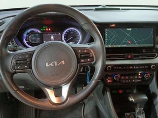 Kia Niro 1.6 GDi PHEV 104kW (141CV) Drive