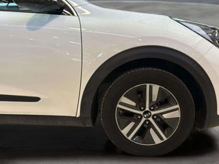 Kia Niro 1.6 GDi HEV 104kW (141CV) Drive