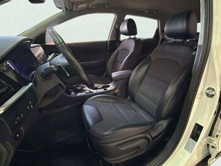 Kia Niro 1.6 GDi HEV 104kW (141CV) Drive