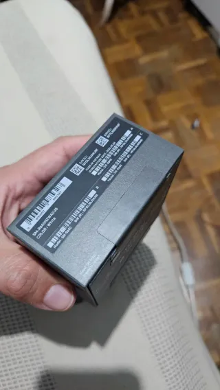 Auriculares inalámbricos Samsung Galaxy Buds4 Pro.