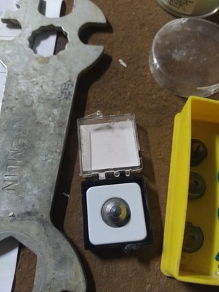 2 Equipos aplicación barniz Kremlin