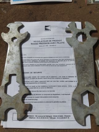 2 Equipos aplicación barniz Kremlin