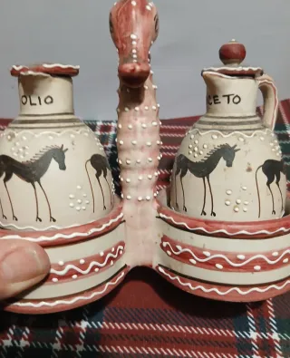 Set Ceramica Antica Volpi Deruta Cavalli