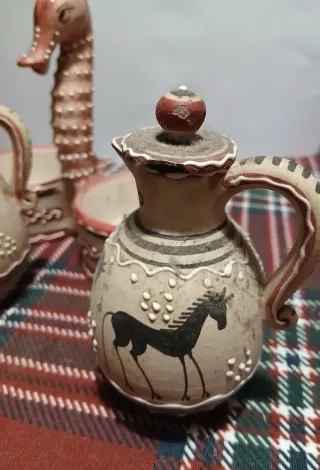 Set Ceramica Antica Volpi Deruta Cavalli