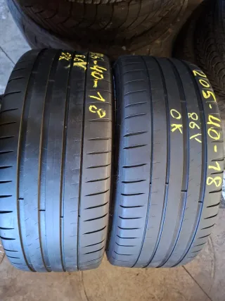 Neumáticos 205/40/18