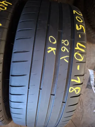 Neumáticos 205/40/18