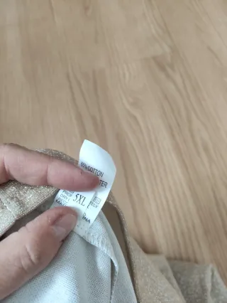 Top brillante dorado y plateado