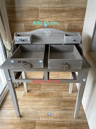 Secreter y Biombo Estilo Romántico