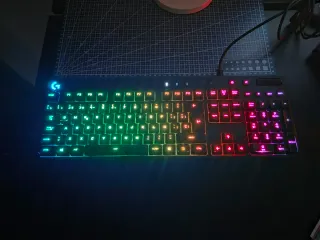 Teclado Logitech G810 RGB Gaming