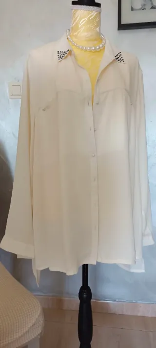 Blusa vaporosa elegante talla 58