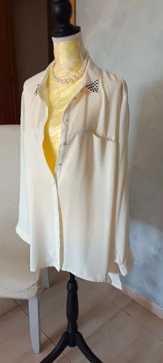 Blusa vaporosa elegante talla 58