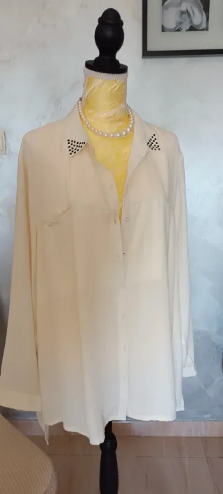 Blusa vaporosa elegante talla 58