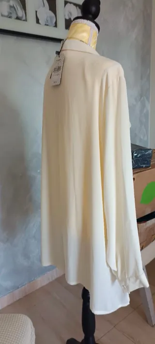 Blusa vaporosa elegante talla 58