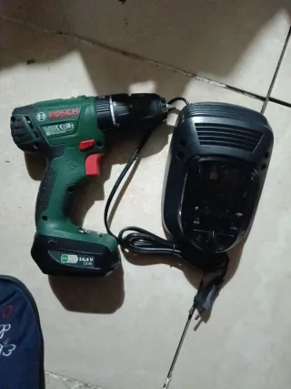 Taladro Percutor Bosch 14.4V
