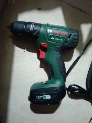 Taladro Percutor Bosch 14.4V