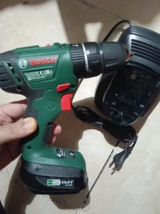 Taladro Percutor Bosch 14.4V