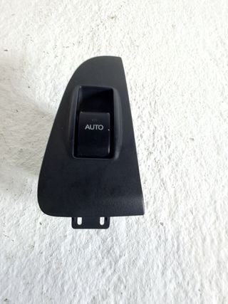 MANDO ELEVALUNAS TRASERO IZQUIERDO TOYOTA AVENSIS 755841