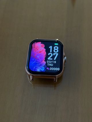 Smartwatch Beige y Dorado