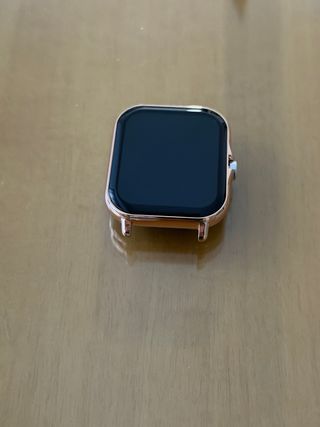 Smartwatch Beige y Dorado