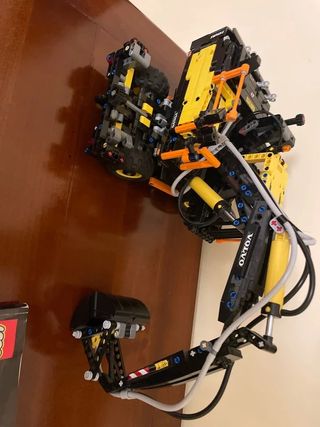 LEGO Technic 42053 Volvo EW160E
