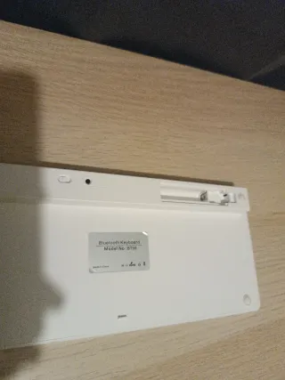 Teclado español Inalámbrico Rii Plata y Blanco