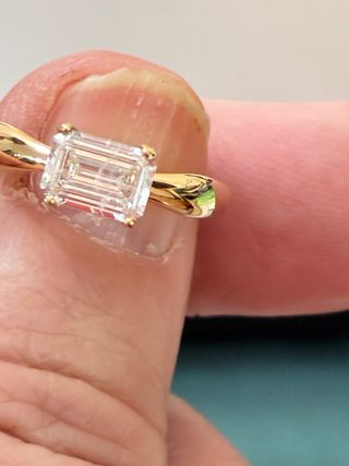 Anillo Oro 18k Diamante Natural 0.74 ct