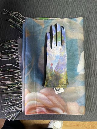 Guantes de mujer con estampado floral