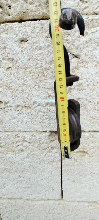 Carrucola vintage in ferro