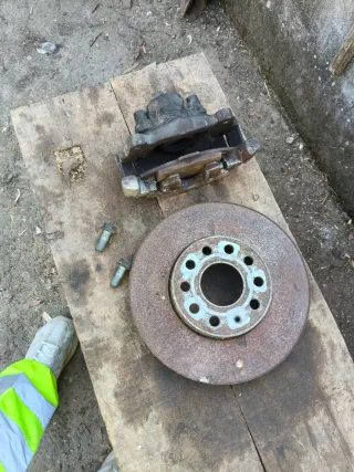 Frenada Audi A3 8P Delantera