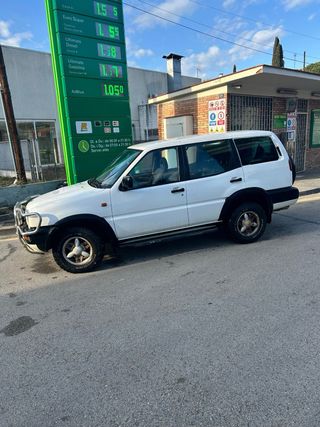Nissan Terrano II 1996
