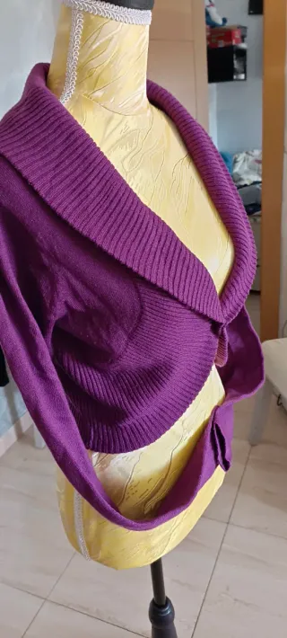 Bolero elegante morado talla M