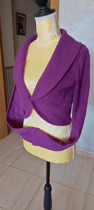 Bolero elegante morado talla M