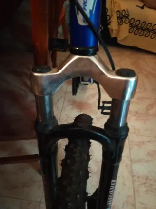 Bicicleta de Montaña STRONG 21 Cambios