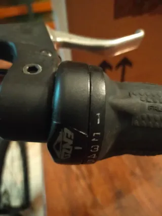 Bicicleta de Montaña STRONG 21 Cambios