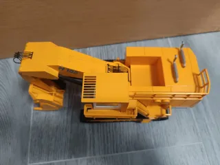 Excavadora Demag H 185