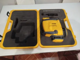 Nivel Láser Robotoolz RT 7690-2