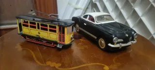 Modellino Tram e Auto in Latta