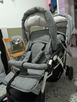 Carro gemelar CHIC 4 BABY gris.