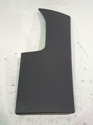 PLASTICO INTERIOR CITROEN C3 668018