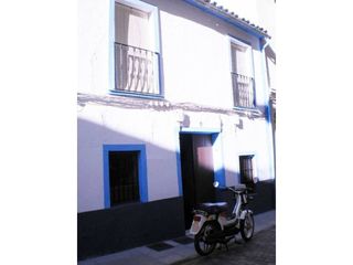 Casa en venta en Cabra