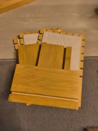 Expositor de collares de madera 3 unidades