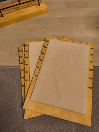 Expositor de collares de madera 3 unidades