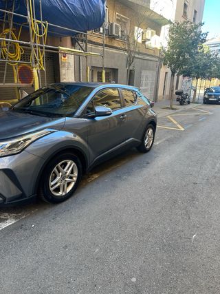 Llanta Toyota C-HR 17 con neumático