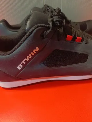 Zapatillas BTT- BTWIN Nuevas Talla 45