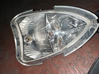 Despiece Aprilia Sonic: Faro, Espejos, Guardabarro