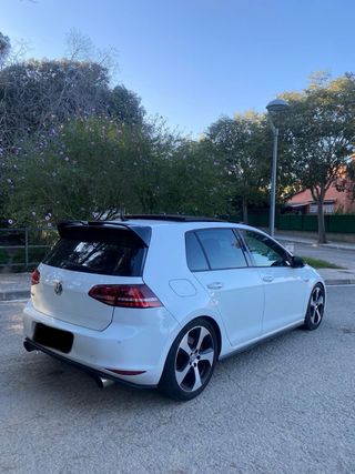 Volkswagen Golf 2014
