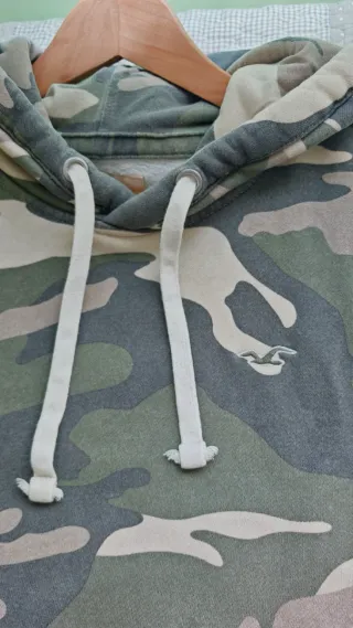 Sudadera Hollister Camuflaje
